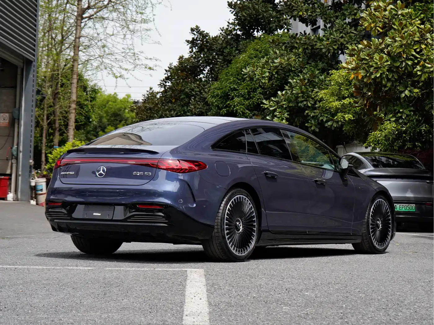 MERCEDES-BENZ EQS AMG