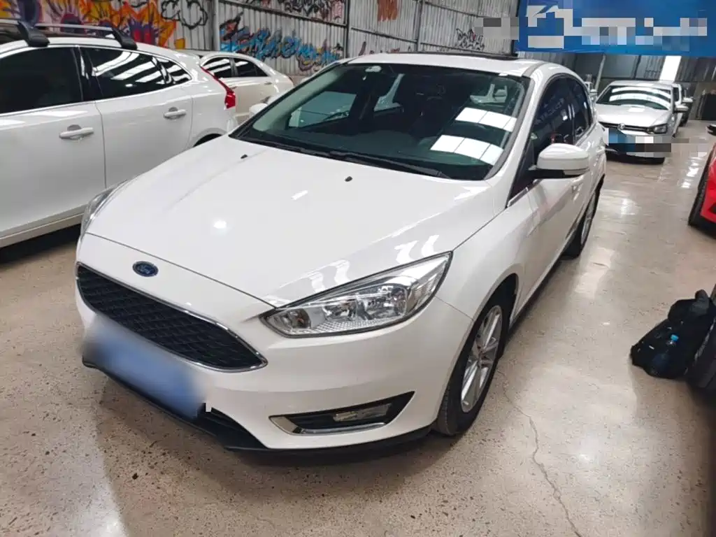 Photo 2 - Ford Focus