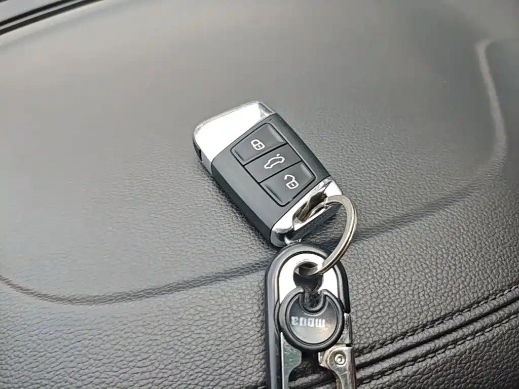 Фото 9 - Volkswagen Passat