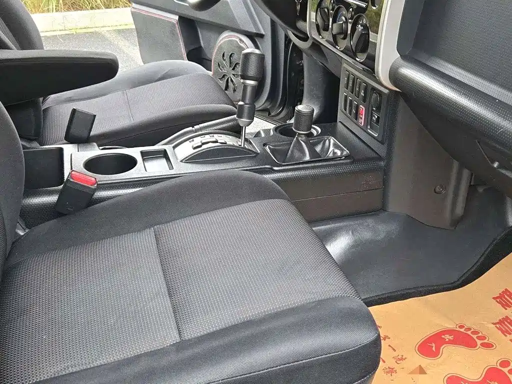 Toyota FJ Cruiser 2010 2010 4.0L