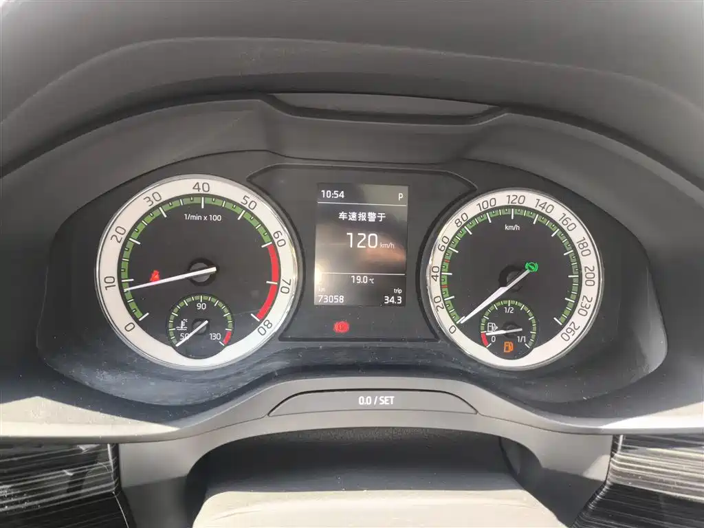 Škoda Kodiaq 2018 Facelift TSI330 5-seat 2WD Premium Luxury Edition фото 8