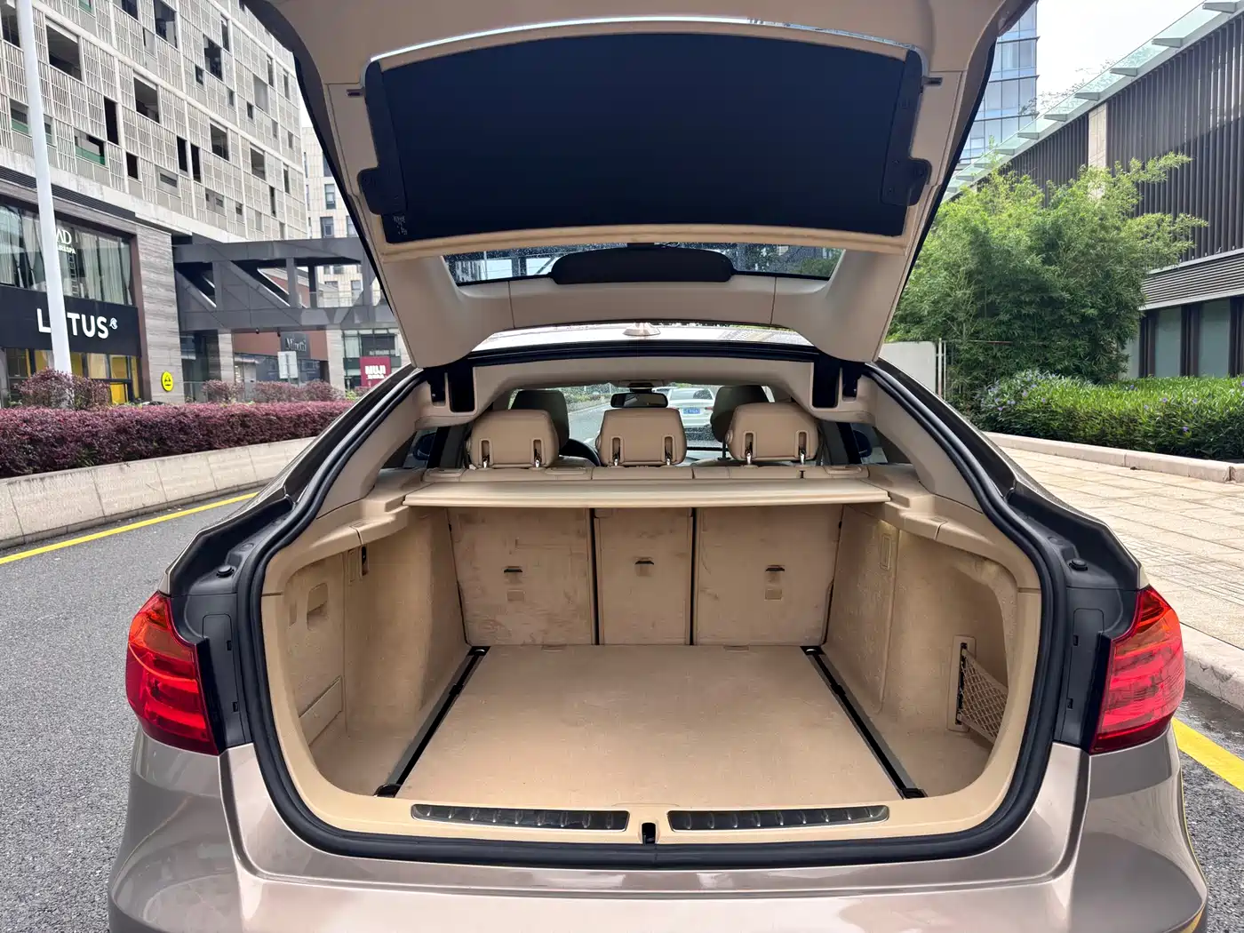 BMW 3 Series GT 2016 328i Design Package фото 27