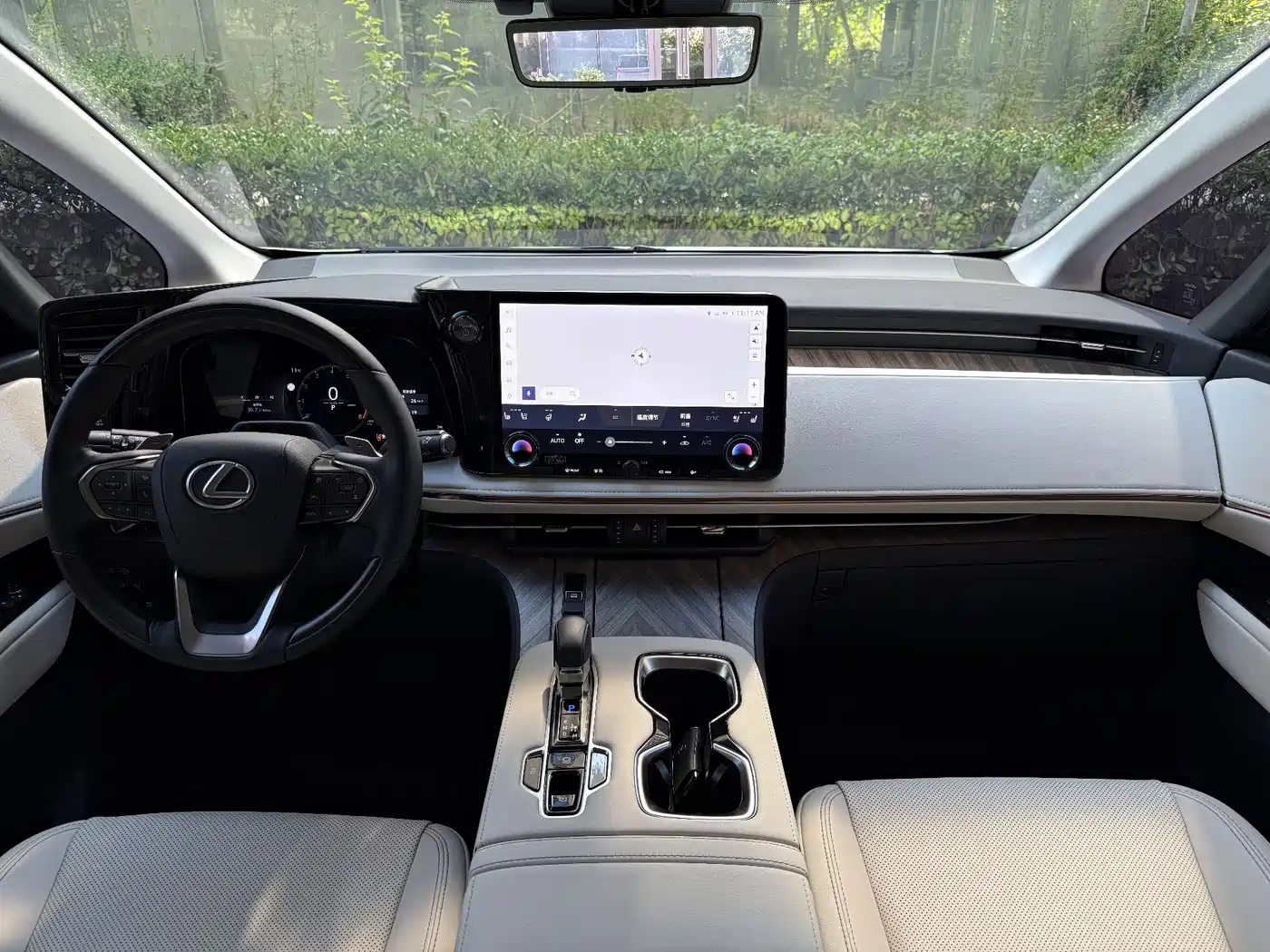 Lexus LM 2025 2025 Model 500h Four-Seater Imperial Edition