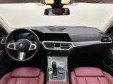 Photo 20 - BMW 3 Series