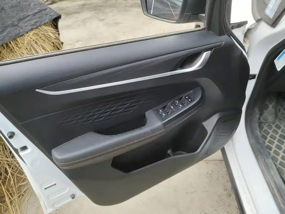 Geely Vision X3 2022 2021 PRO 1.5L CVT Premium