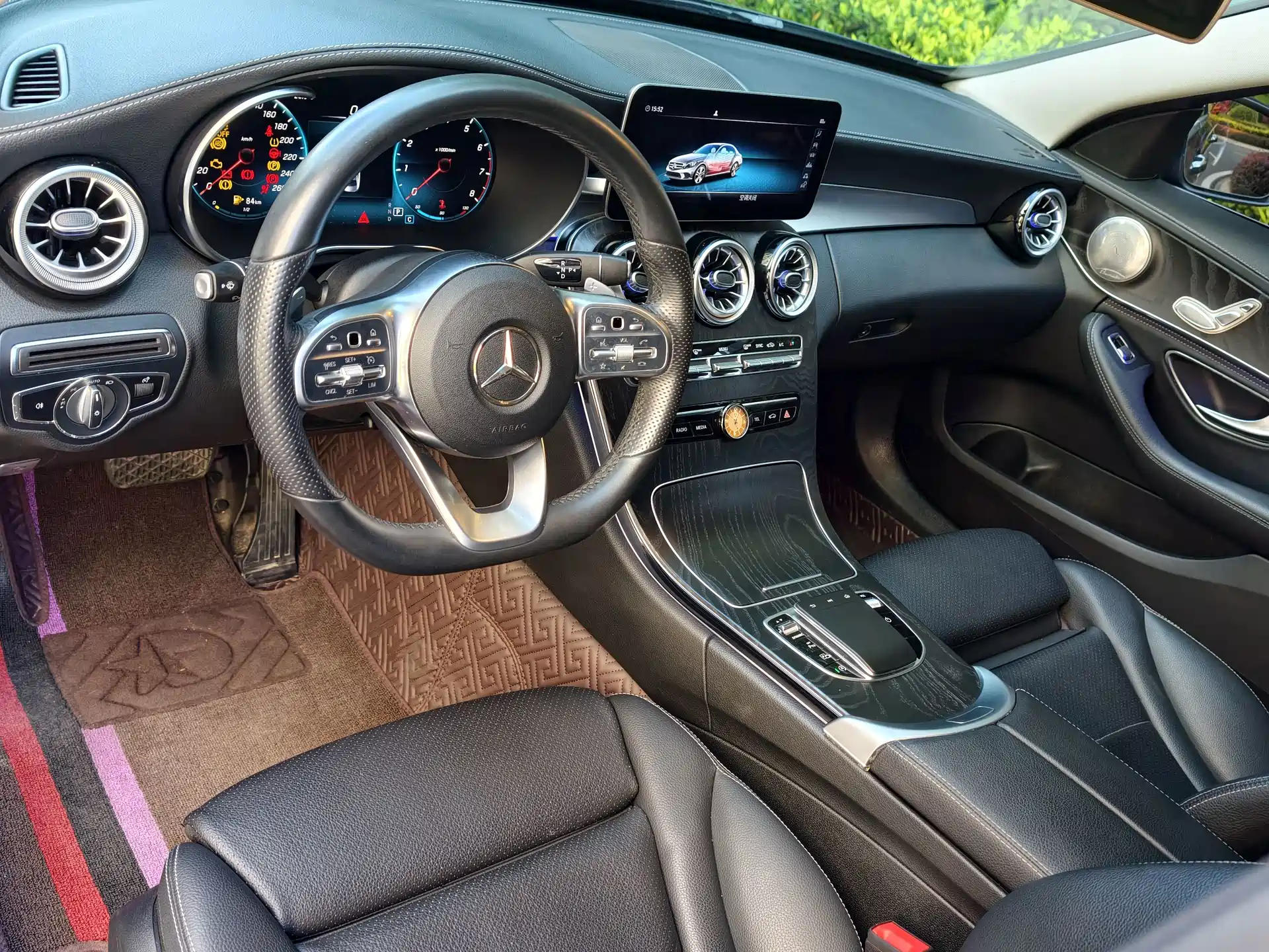 Фото 10 - Mercedes-Benz C-Class
