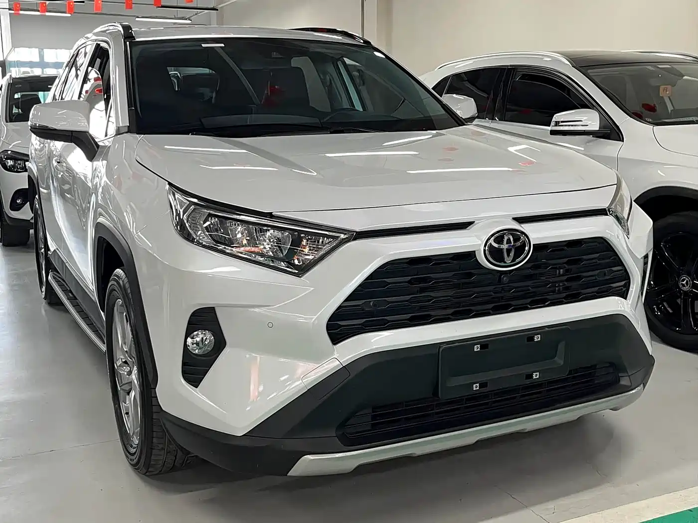 Toyota RAV4 Rongfang 2022 2.0L CVT 2WD Trend Plus Edition фото 3