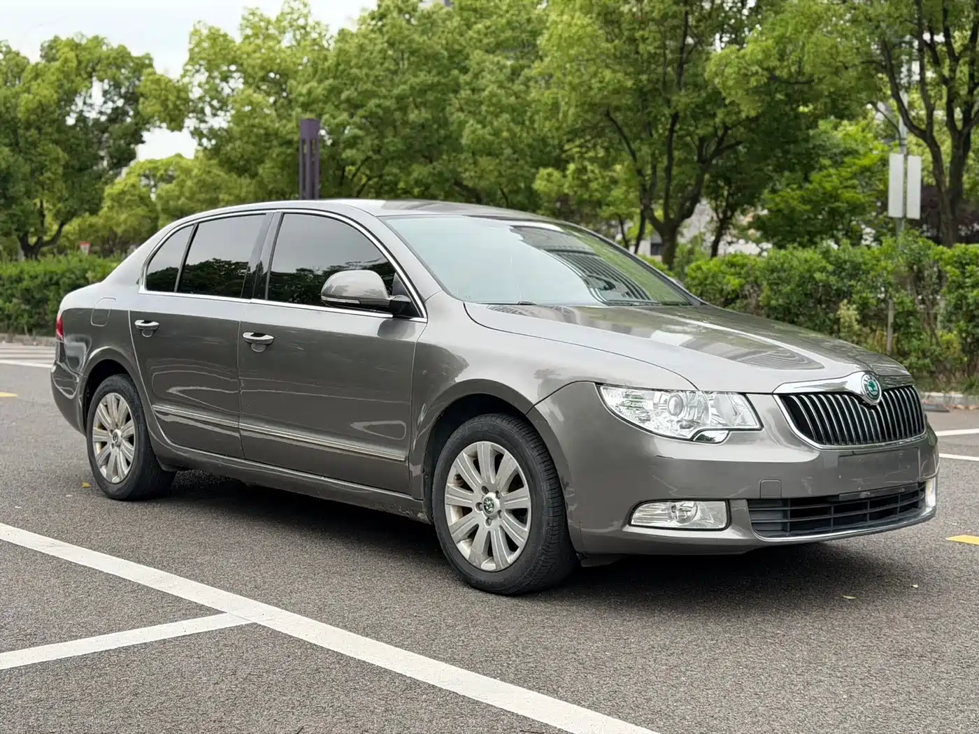 Škoda Superb 2009 1.8TSI Automatic Elegance фото 3