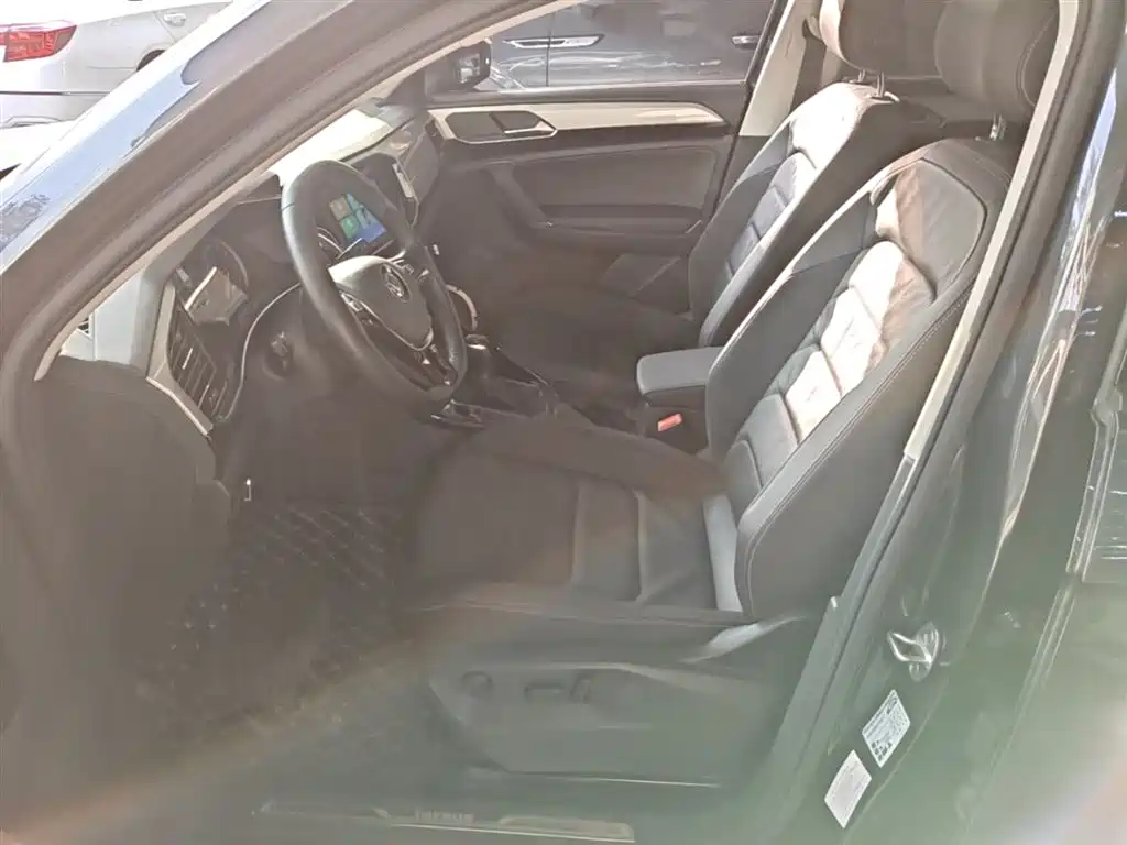 Volkswagen Tayron 2019 330TSI 2WD Luxury China VI фото 15