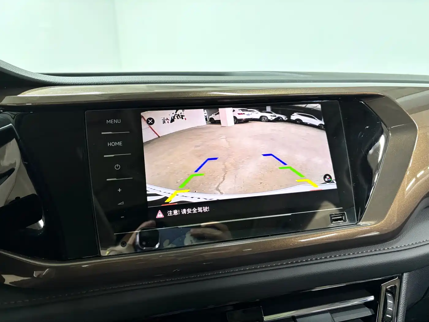 Volkswagen Tharu 2022 280TSI FWD Luxury Edition фото 19