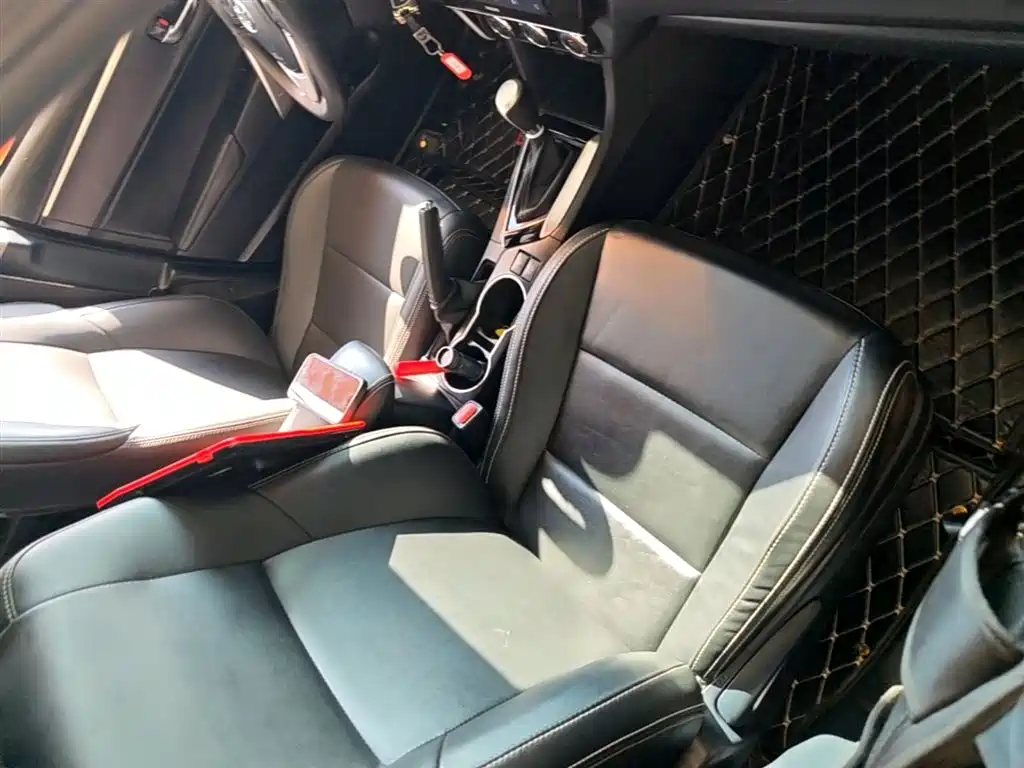 Toyota Levin 2017 Facelift 185T CVT Elite Edition China VI фото 25