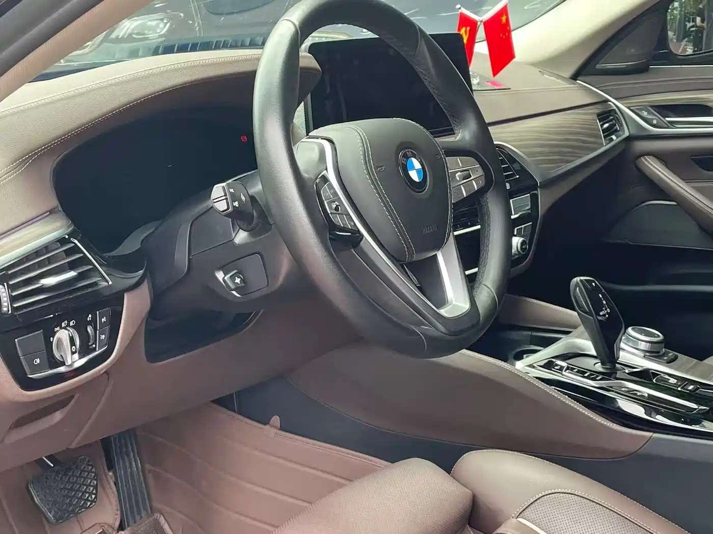 BMW 5 Series 2022 530Li Exclusive M Sport Package фото 5