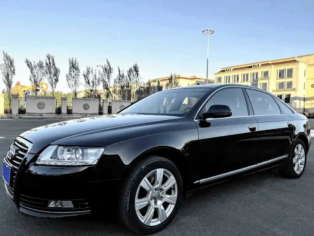 Фото 5 - Audi A6L