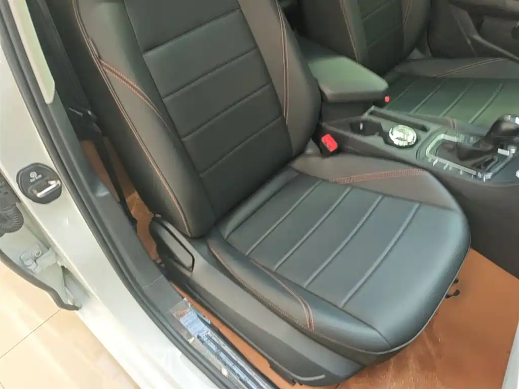 Volkswagen Bora 2025 Facelift 200TSI DSG Navigation Edition фото 25