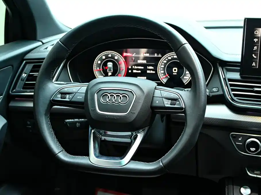 Audi Q5L 2023 40T Luxury Dynamic фото 18