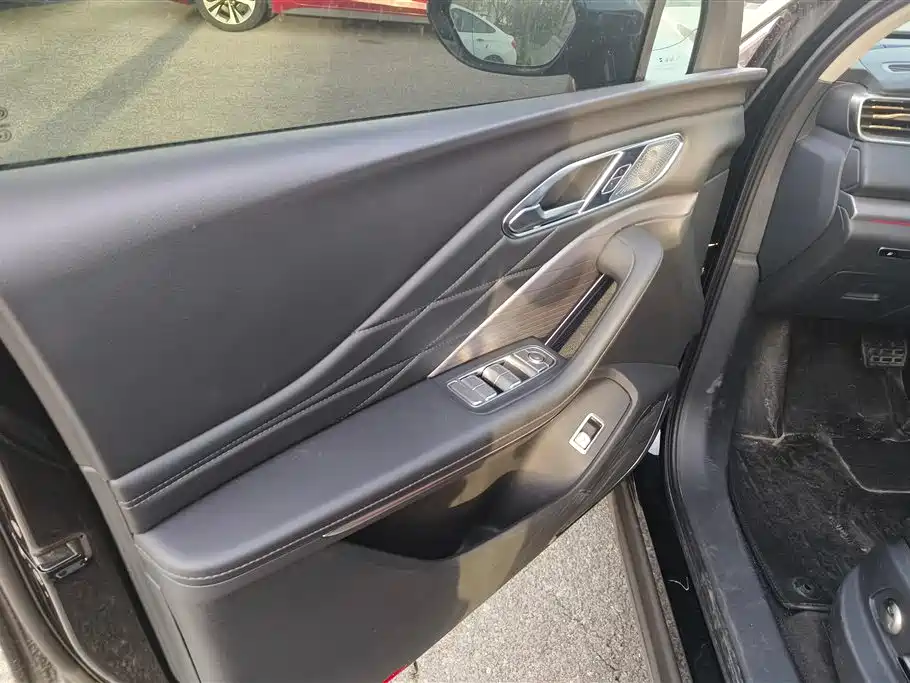 Hongqi HONGQI HS7 PHEV