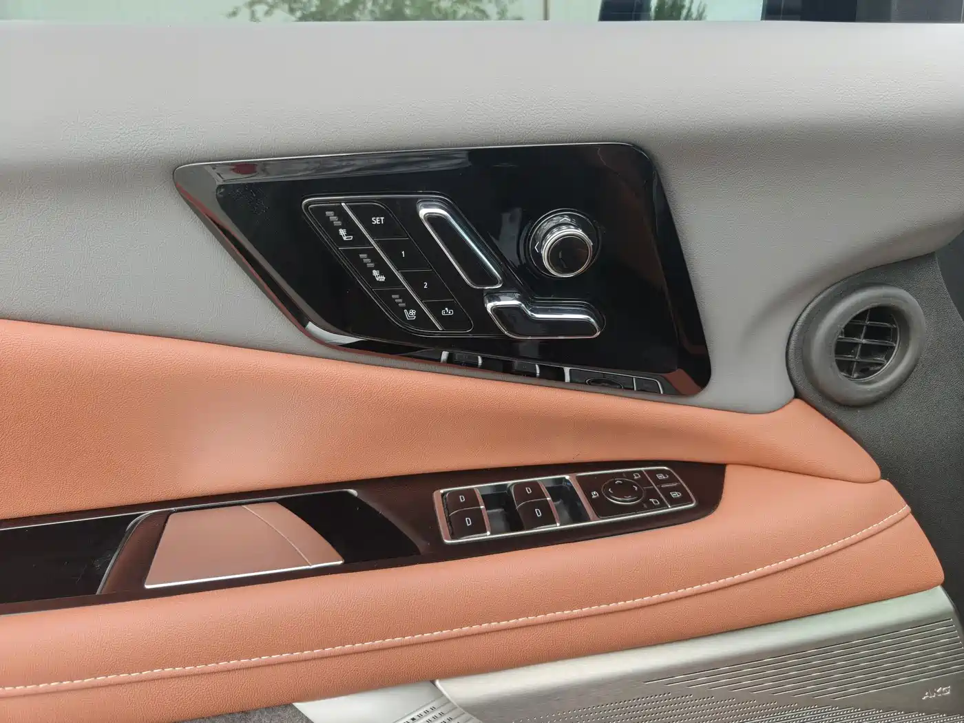 Cadillac IQ Ao Ge 2025 2024 AWD Long Range Edition