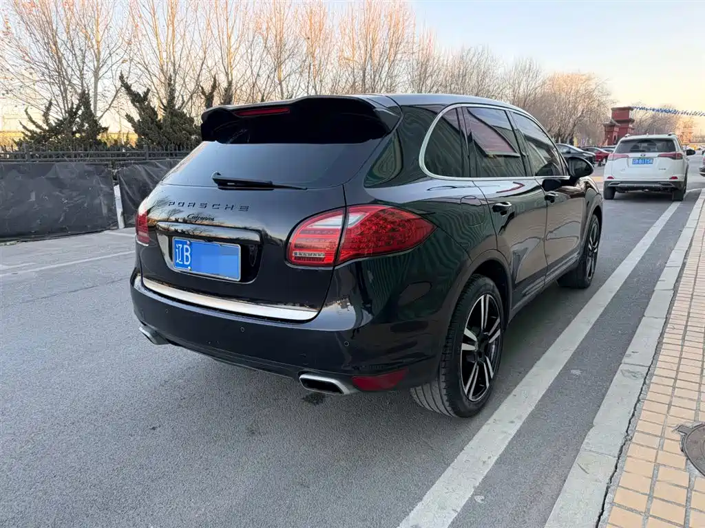 Porsche Cayenne 2011 Cayenne 3.0T фото 14