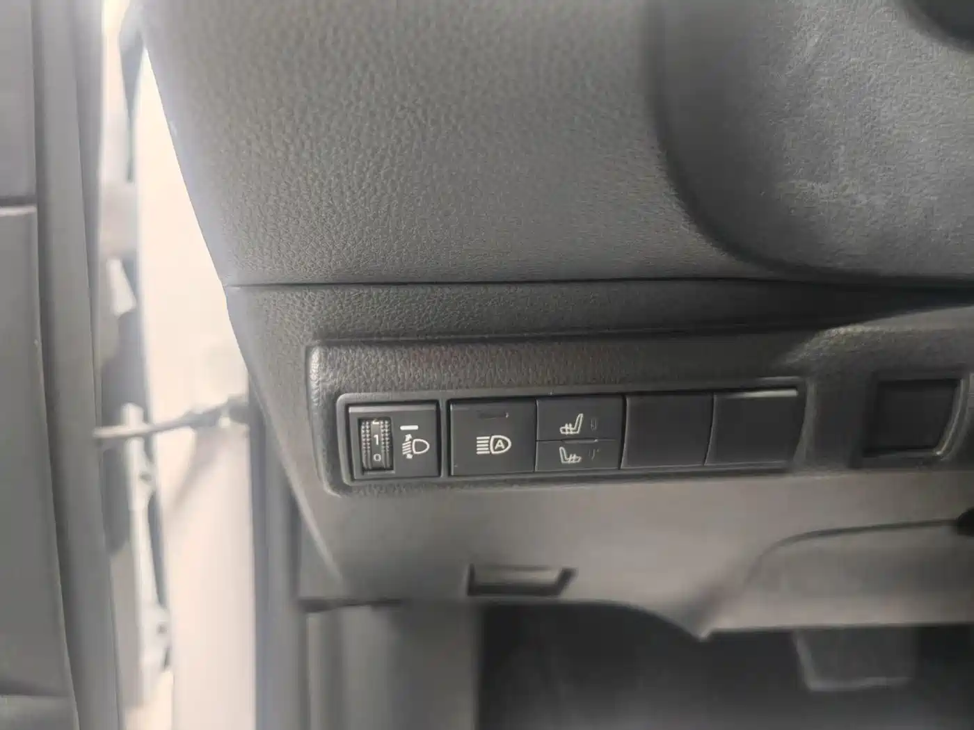 Toyota Corolla 2022 TNGA 1.5L CVT Pioneer Edition фото 22