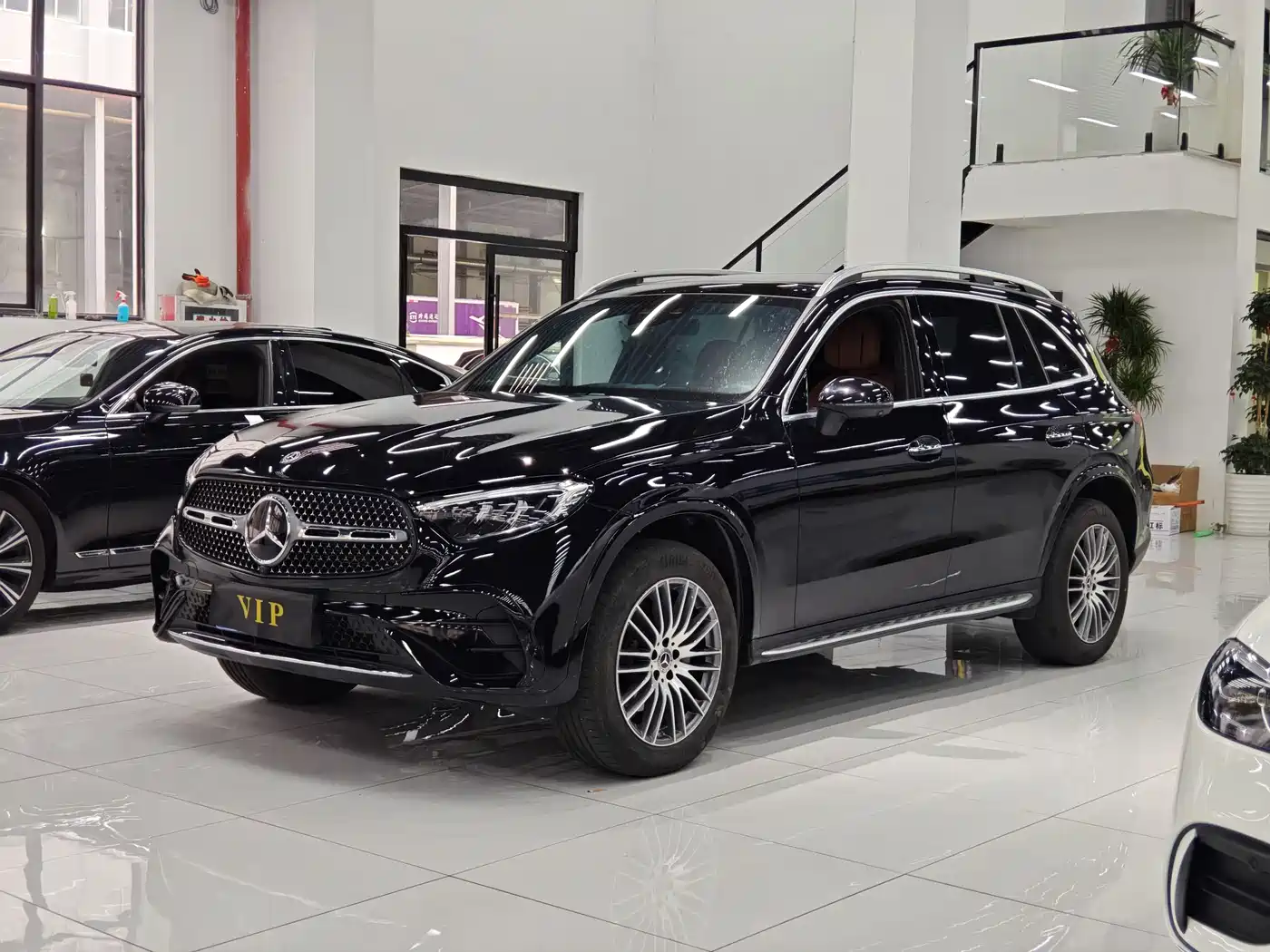 Mercedes-Benz GLC 2024 GLC 300 L 4MATIC Luxury 5-seater
