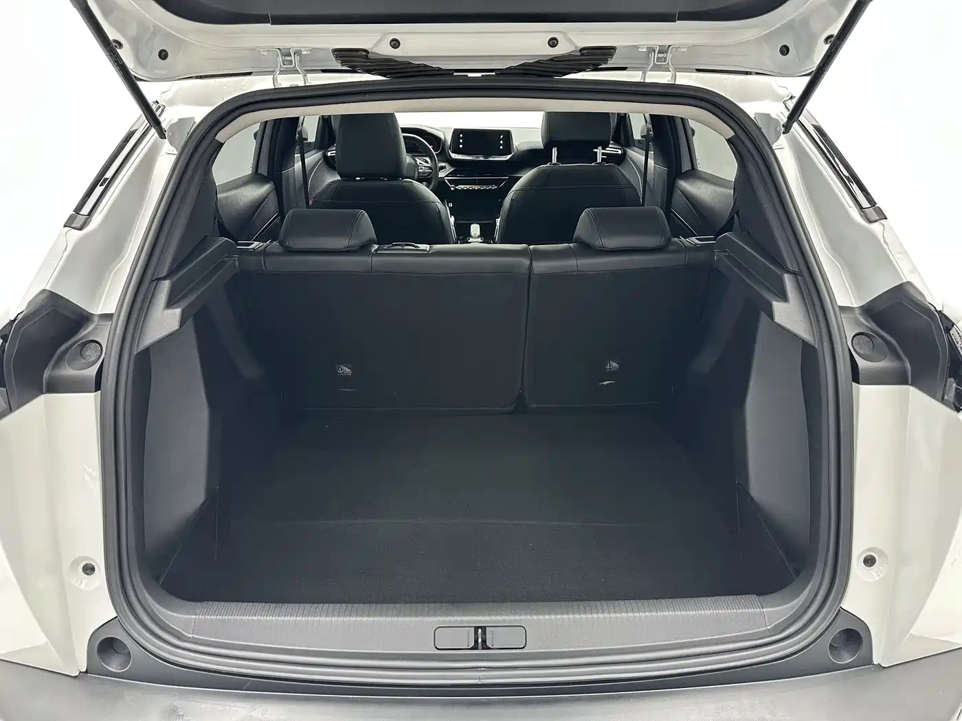 Peugeot 2008 2023 2022 230THP THE ONE