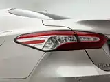 Фото 7 - Toyota Camry