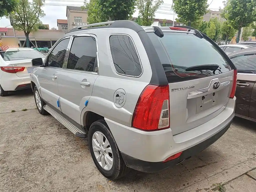 Kia Sportage 2013 2.0L Automatic 2WD GL фото 5