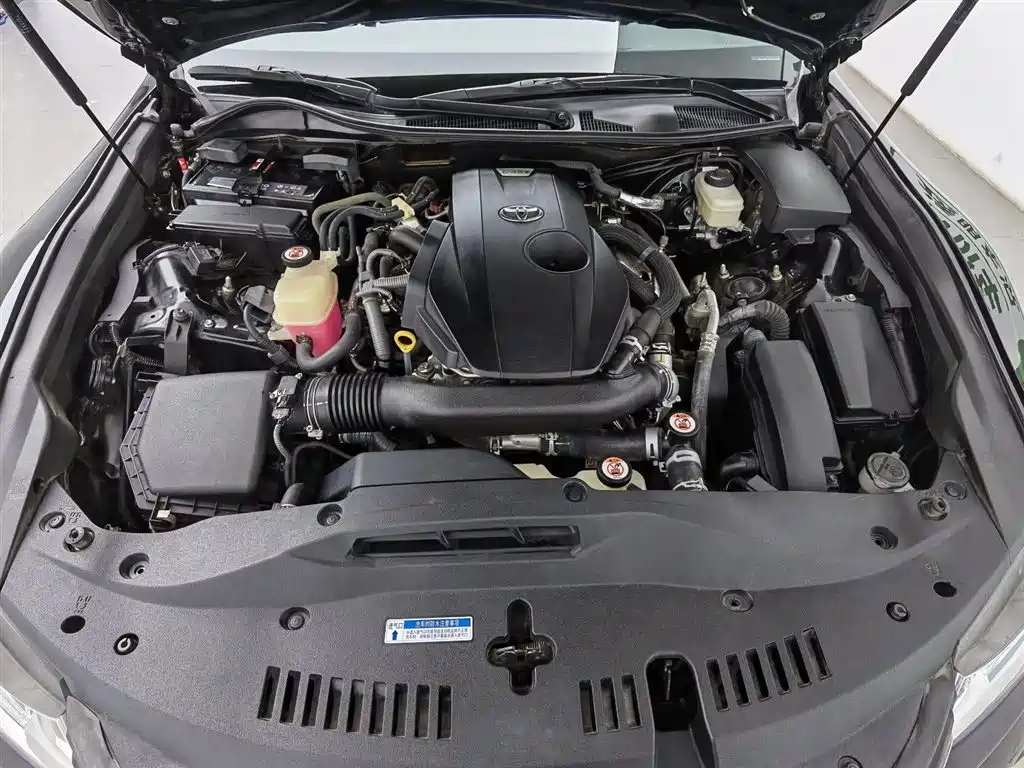 Toyota Crown 2018 2.0T Sport Edition фото 6
