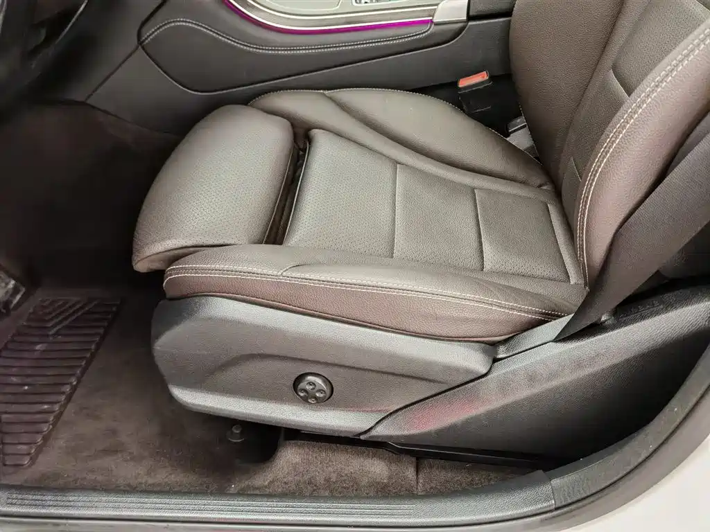 Mercedes-Benz GLC 2021 GLC 300 L 4MATIC Sporty фото 20
