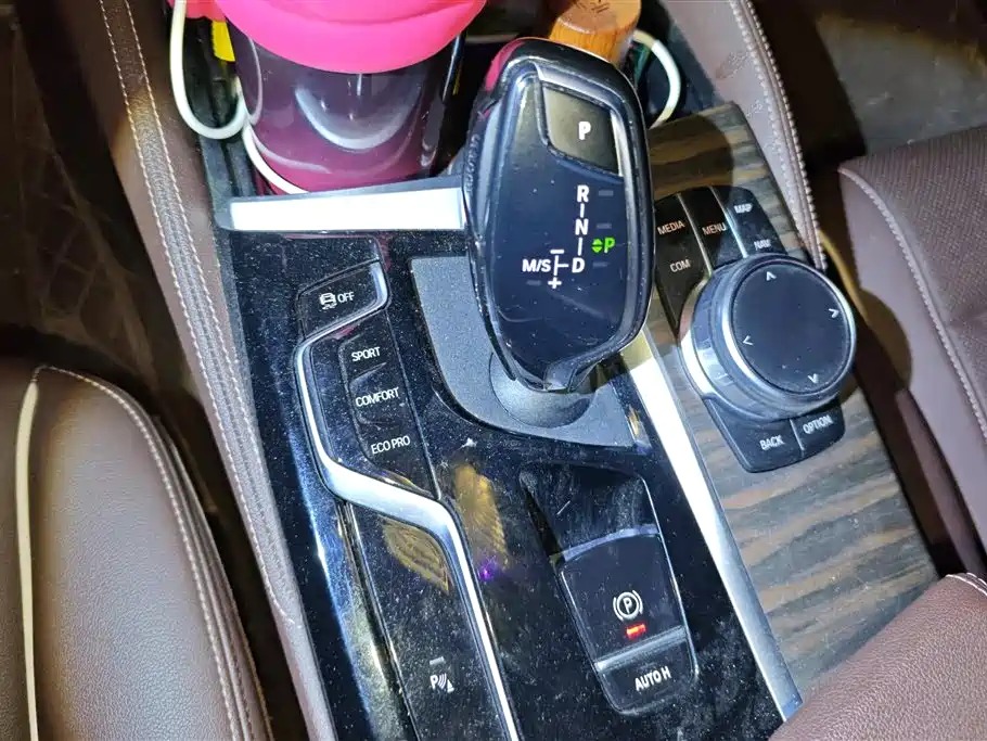 BMW 5 Series 2022 Model Second Facelift 530Li Leading Luxury Package фото 15