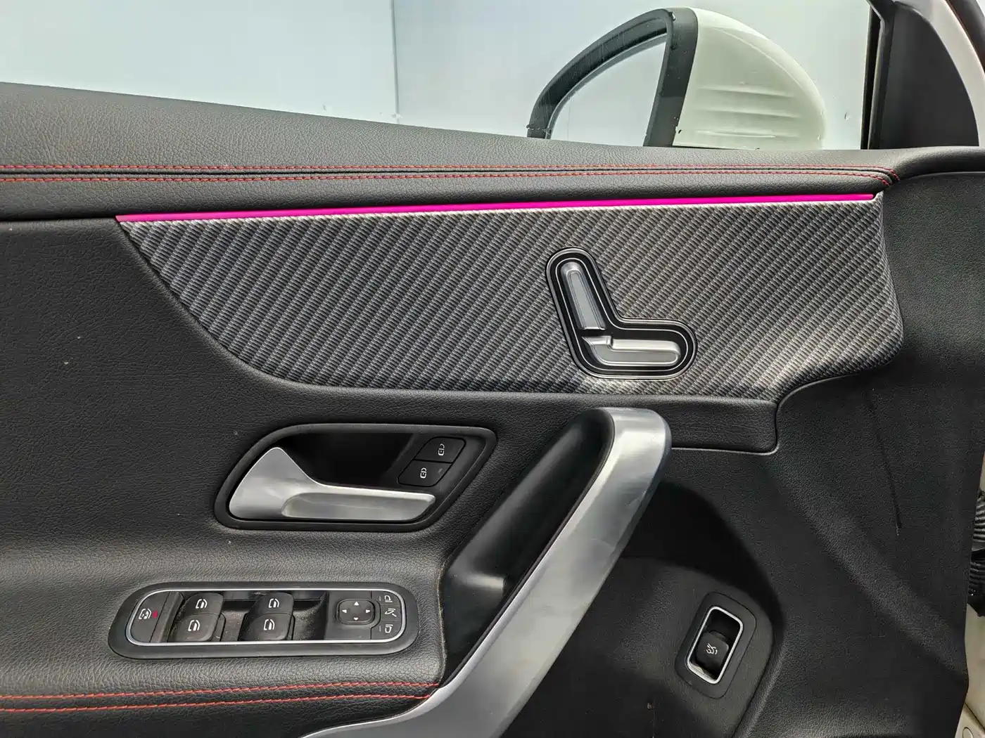 Mercedes-Benz A-Class 2023 A 200 L Fashion фото 17