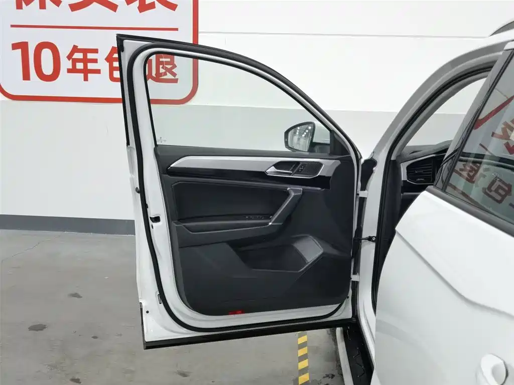 Volkswagen Tayron 2019 Expedition 280TSI 2WD Luxury (China VI) фото 8