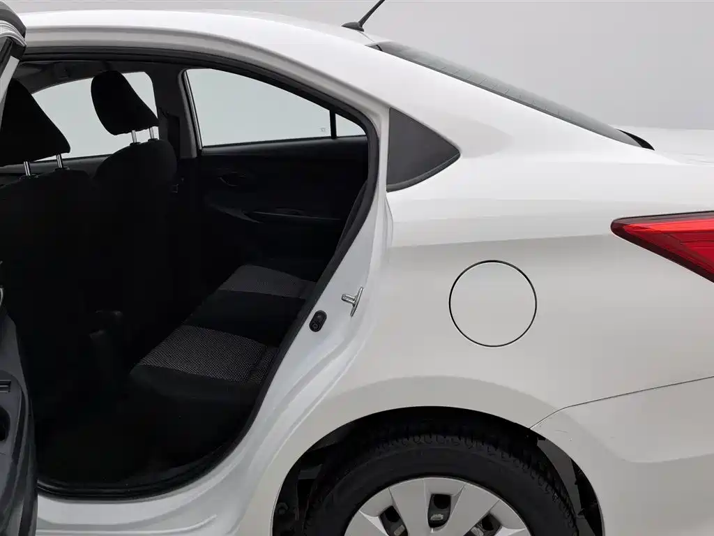 Toyota Vios 2019 1.5L Manual Chuangxing Edition фото 15