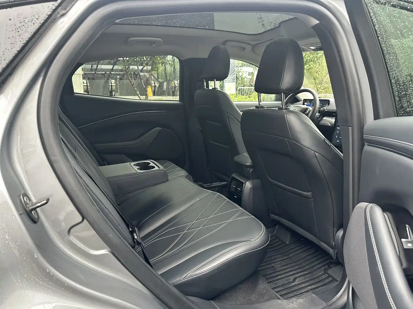 Ford Mustang Mach-E 2022 2021 Boundless RWD Edition (Long Range)