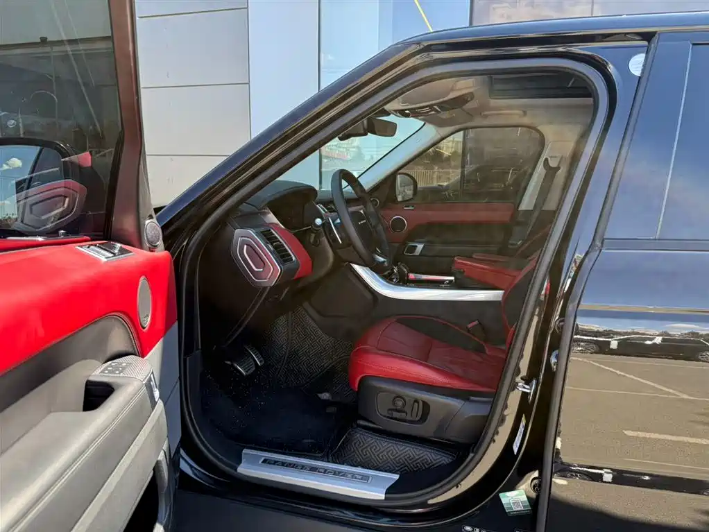 Land Rover Range Rover Sport 2020 3.0 L6 HSE DYNAMIC фото 8