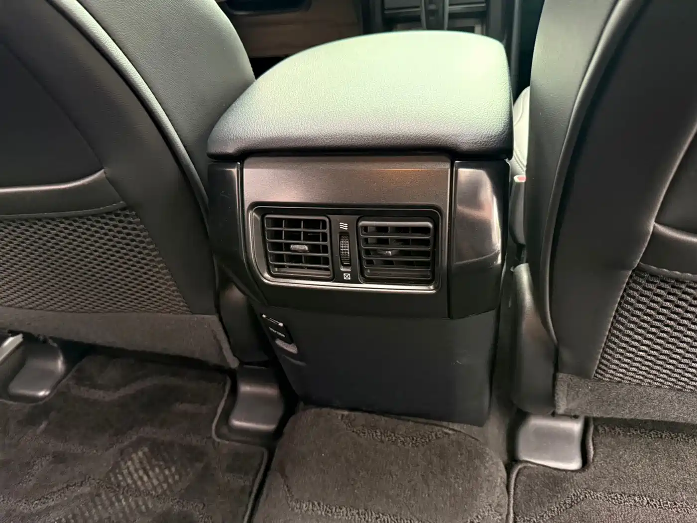 Toyota Prado 2016 2.7L Auto Standard Edition фото 18