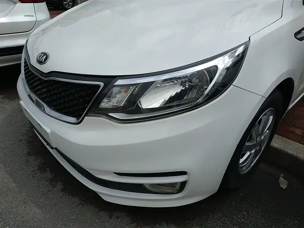 Kia K2 2015 Sedan 1.4L MT GLS фото 24