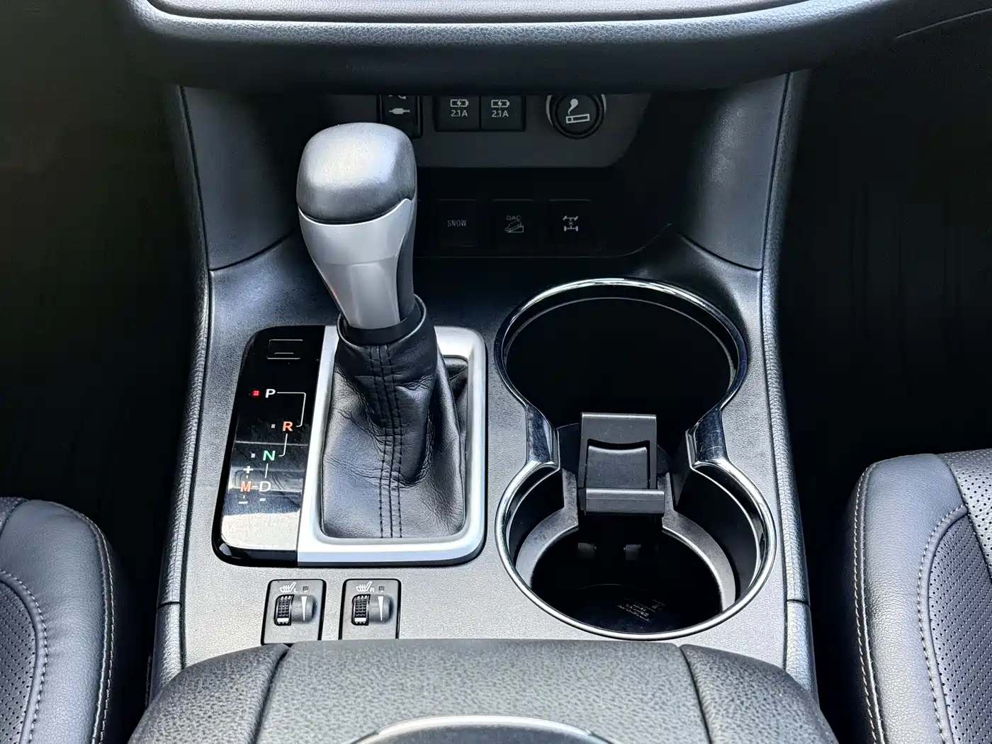 Toyota Highlander 2018 2.0T 4WD Premium 7-seater (China V) фото 13