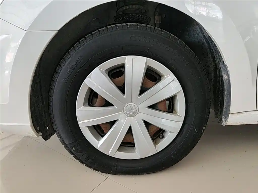 Volkswagen Jetta 2017 1.4L Manual Fashion фото 23