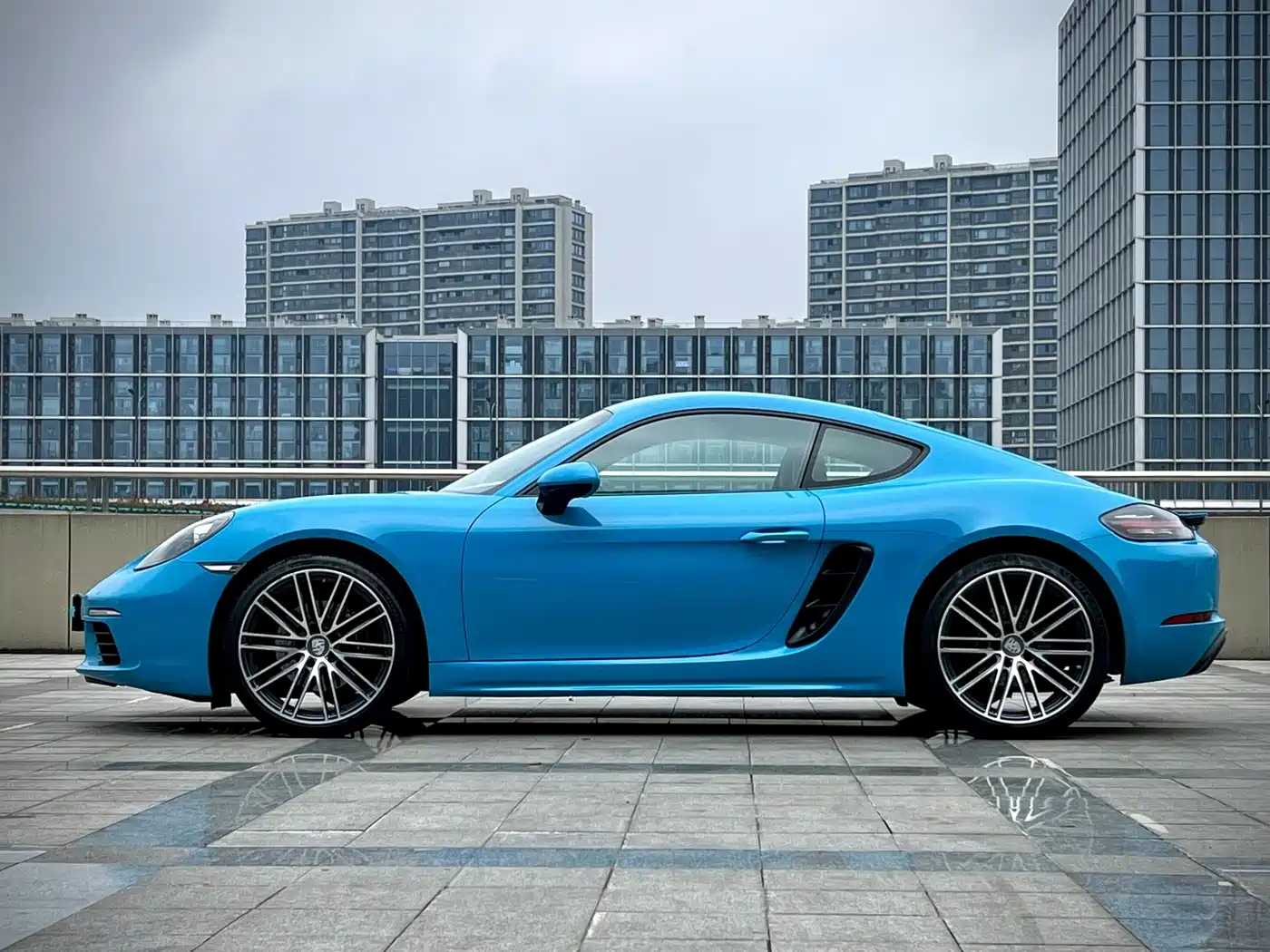 Porsche 718 2018 Cayman 2.0T фото 4