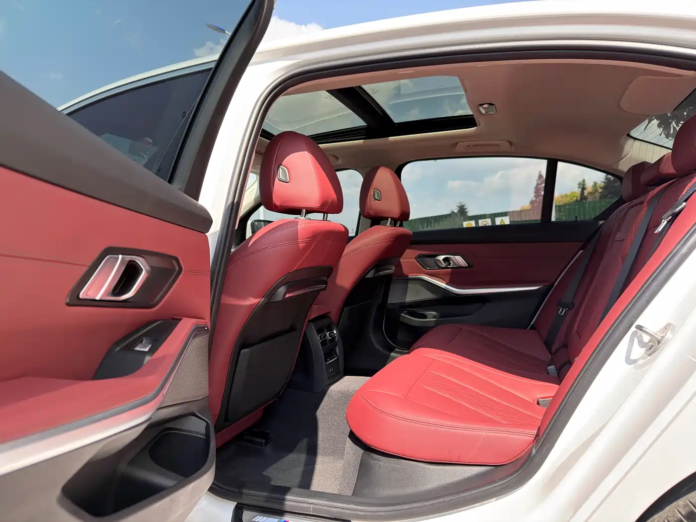 BMW 3 Series 2022 Facelift 325Li M Sport Package фото 15