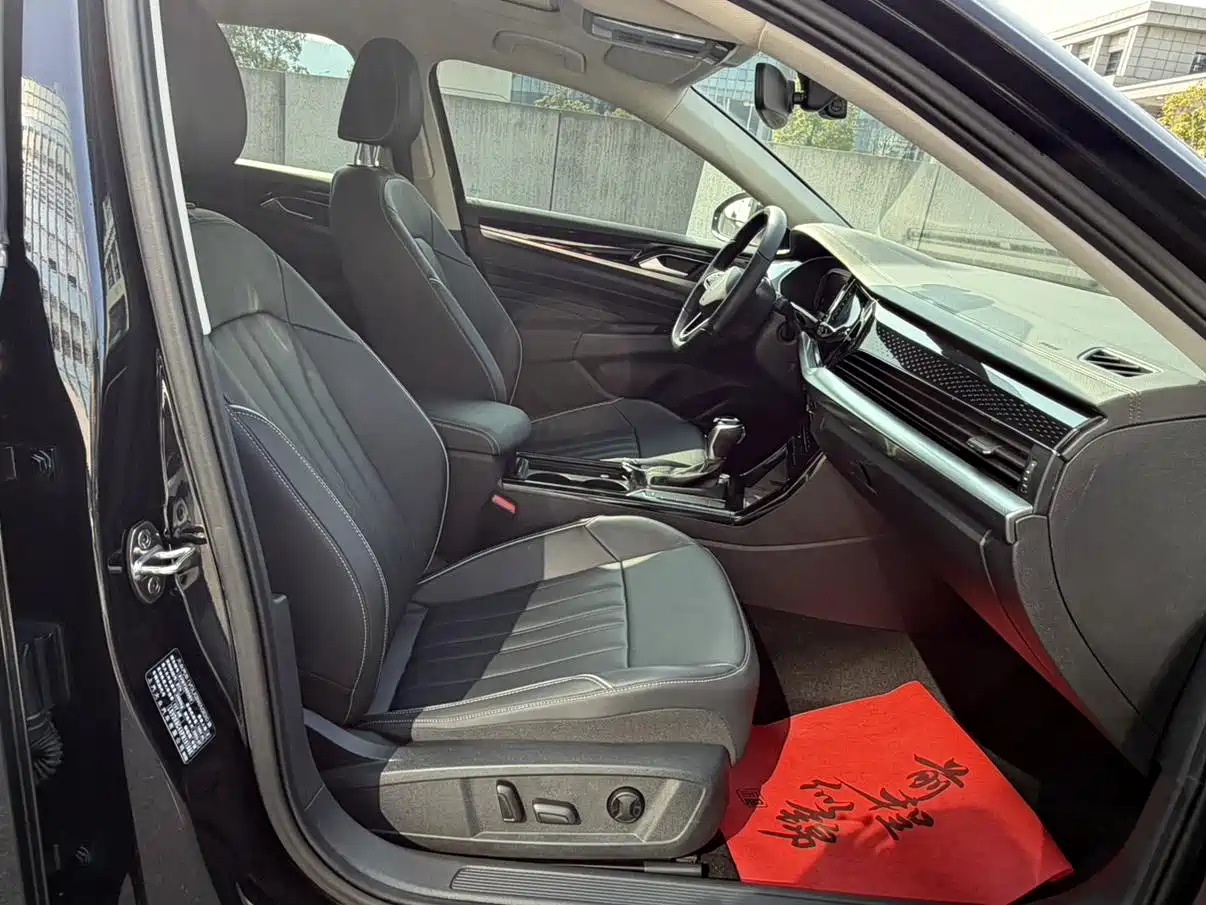 Volkswagen Passat 2023 Facelift 330TSI Elite Edition фото 14