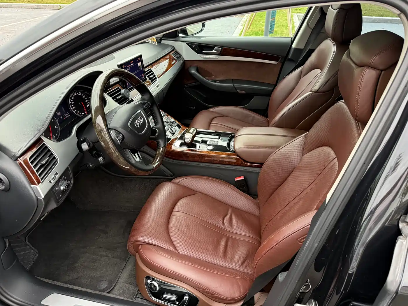 Audi A8 2013 A8L 45 TFSI quattro Luxury фото 10