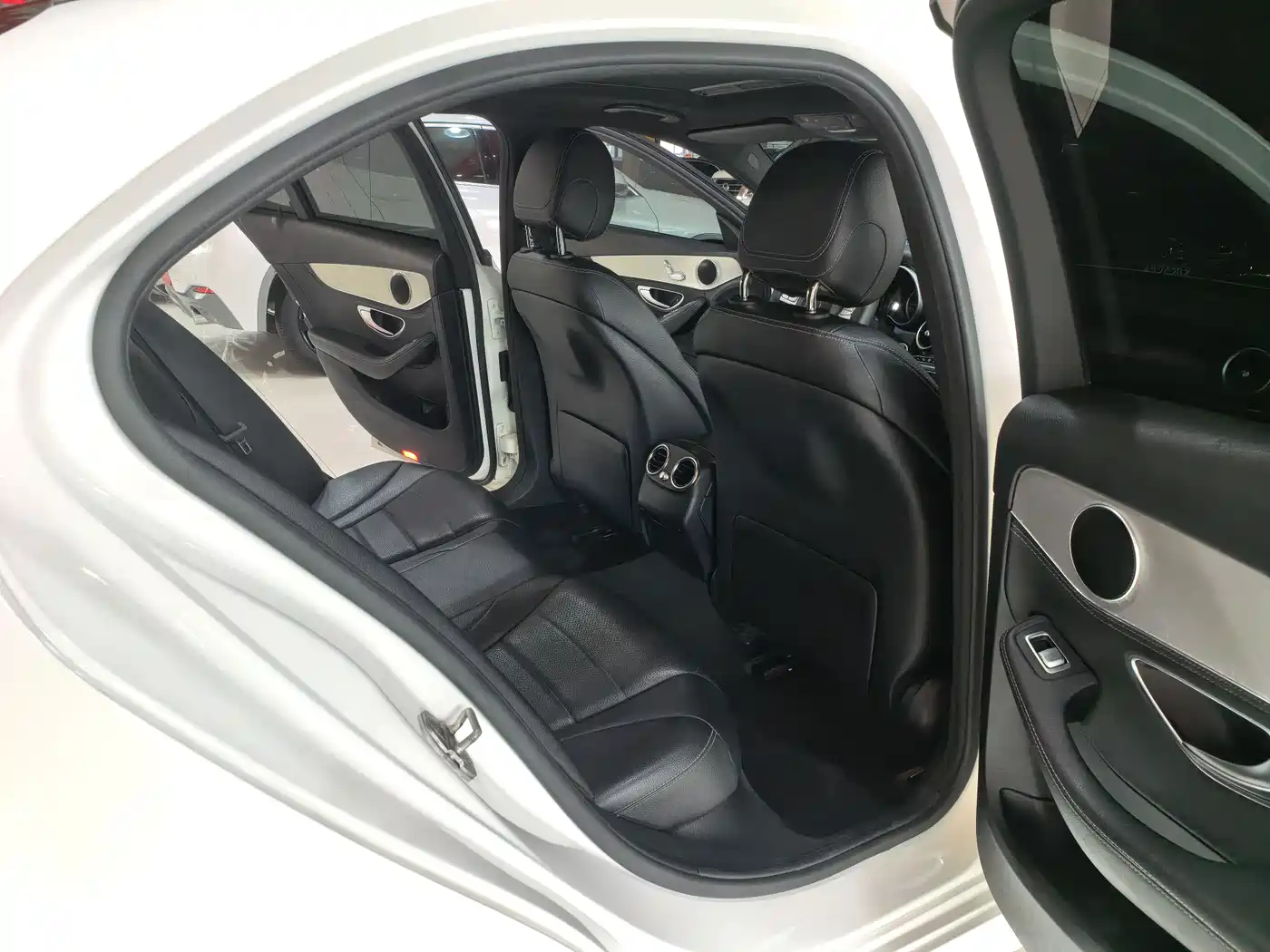 Mercedes-Benz C-Class 2015 C 200 Sport Edition фото 9