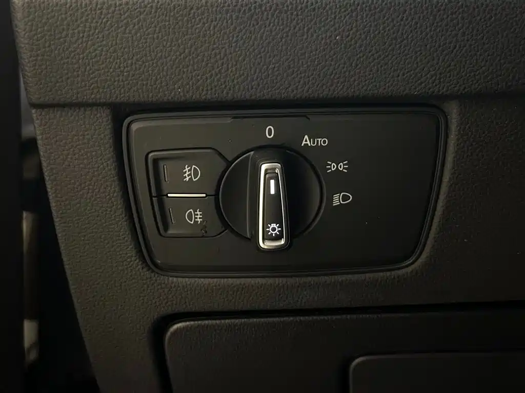 Volkswagen Magotan 2020 330TSI DSG Luxury фото 31