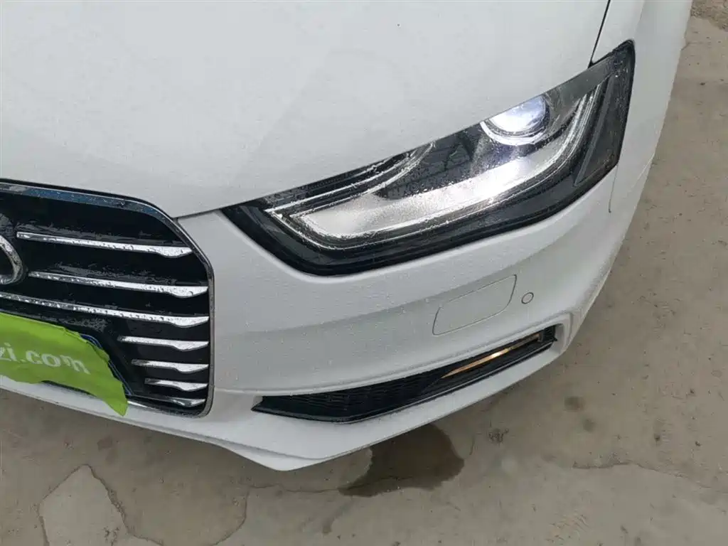 Audi A4L 2016 35 TFSI Heritage Edition S line Luxury фото 24