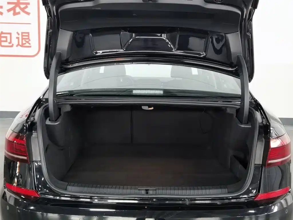 Volkswagen Passat New Energy 2022 430PHEV Hybrid Business Edition фото 16