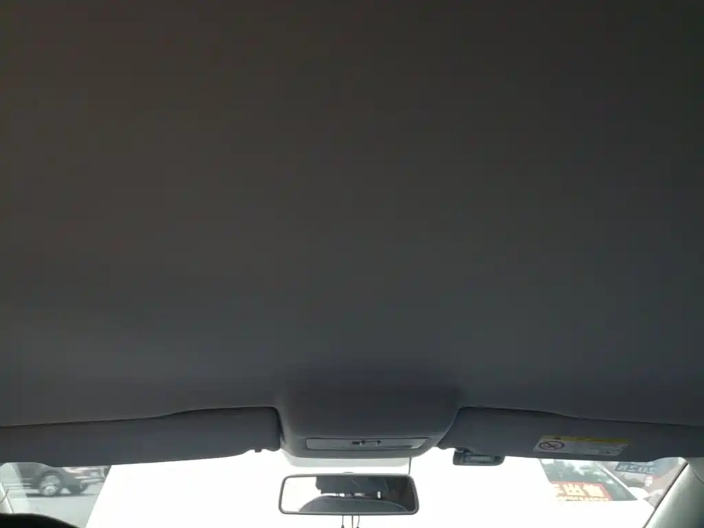 Volkswagen Polo 2016 1.4L Automatic Trend фото 18