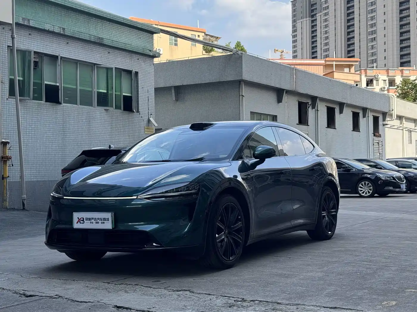Zhijie Luxeed R7