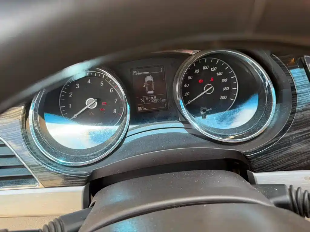 Фото 3 - Baojun 730